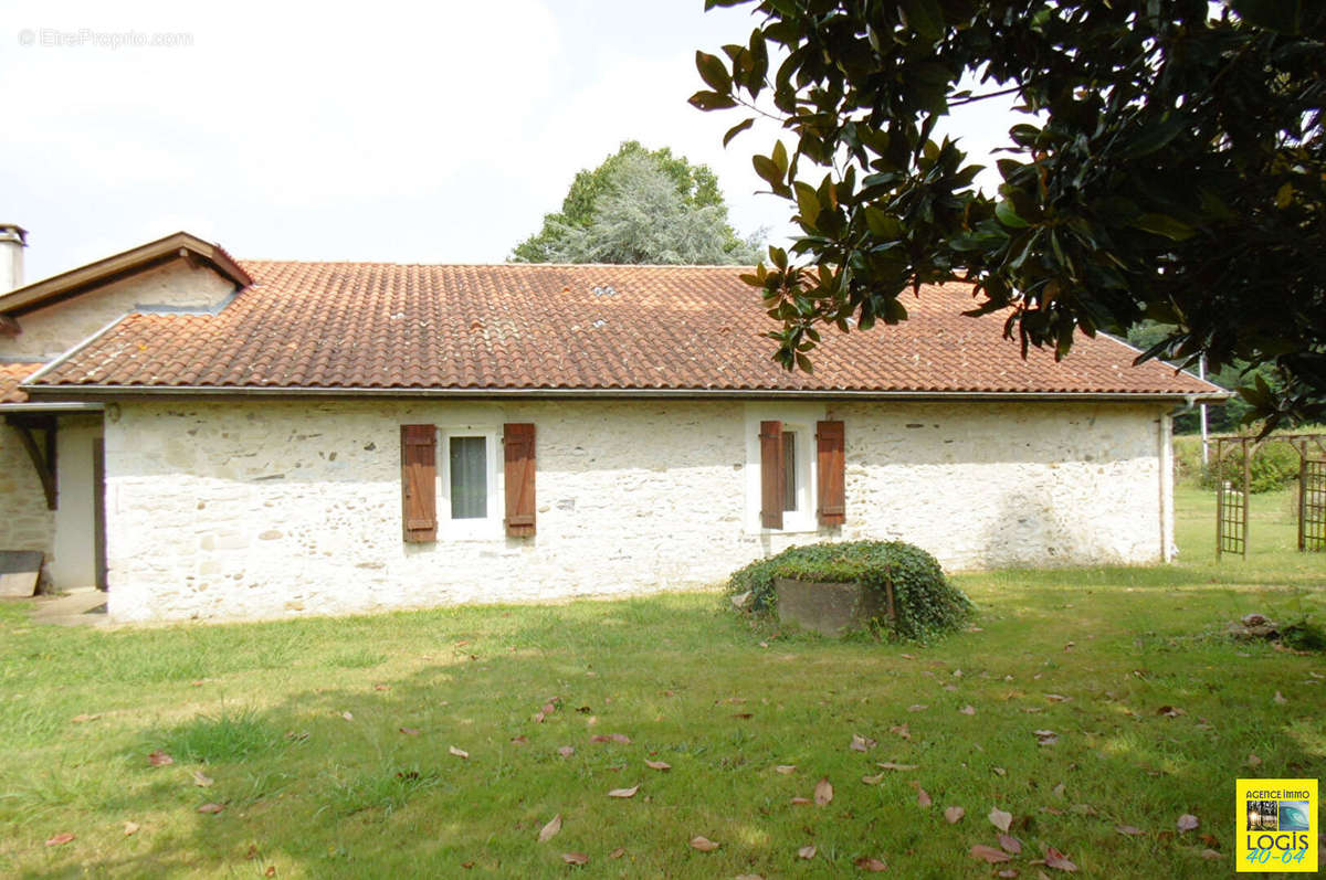 Maison à SAINT-ETIENNE-D&#039;ORTHE