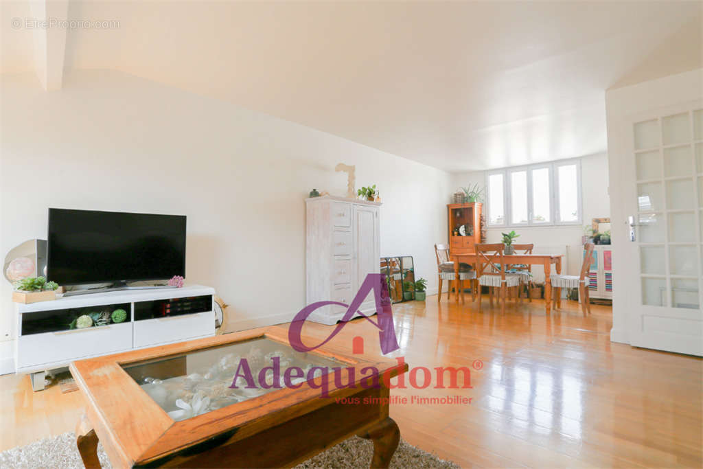 Appartement à ASNIERES-SUR-SEINE