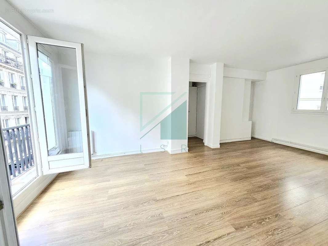 Appartement à PARIS-9E