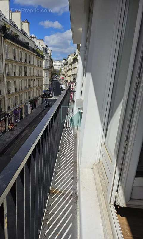 Appartement à PARIS-9E