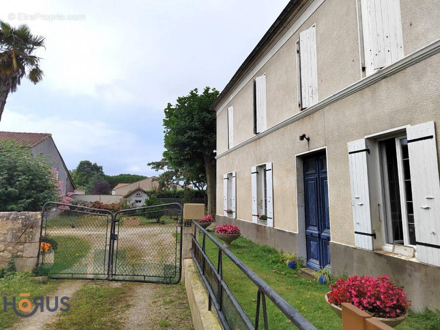 Maison à ETAULES