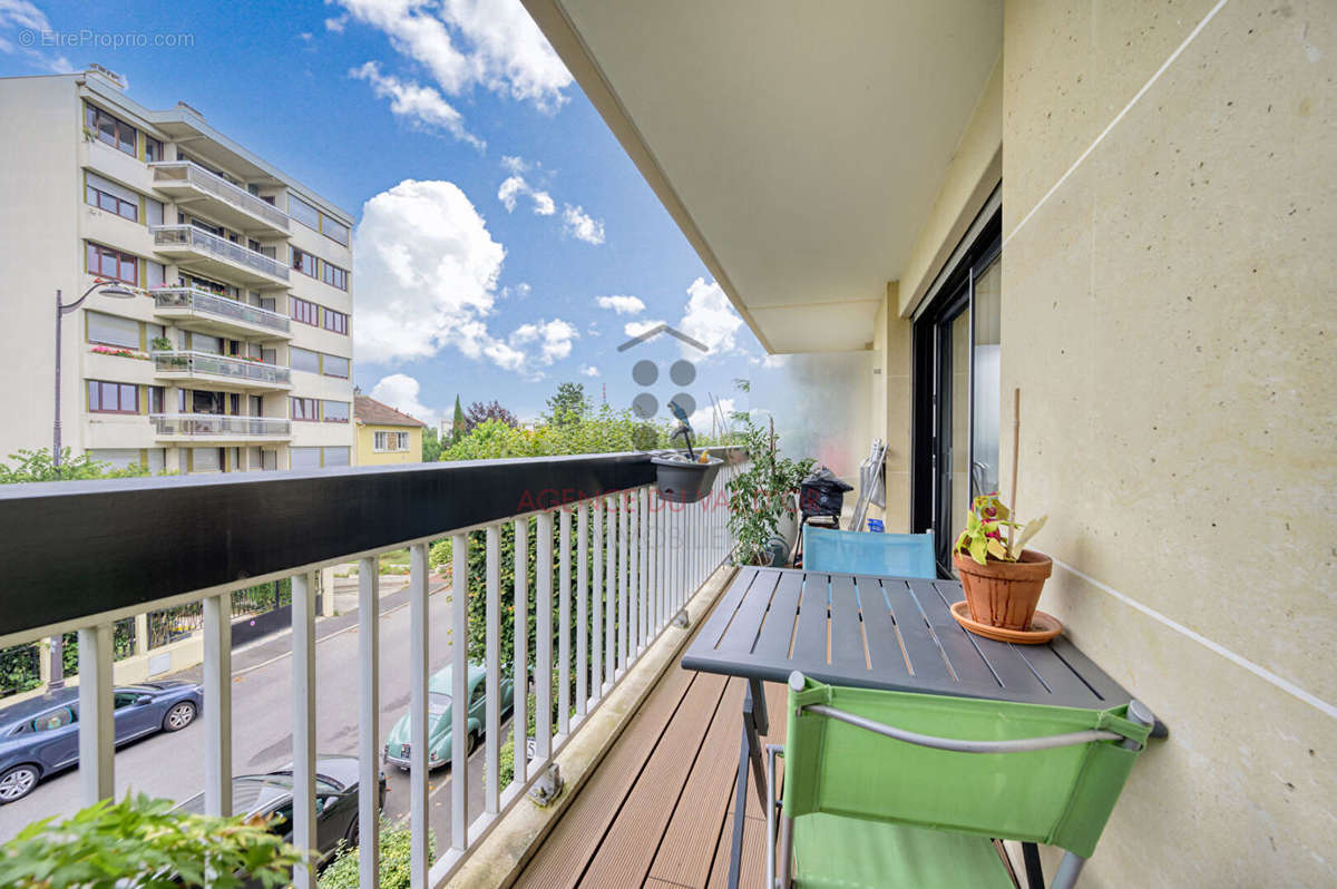 Appartement à RUEIL-MALMAISON