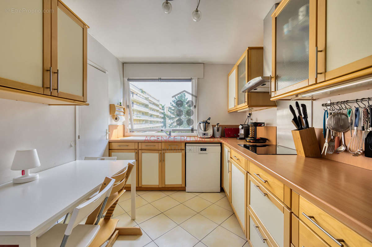 Appartement à RUEIL-MALMAISON