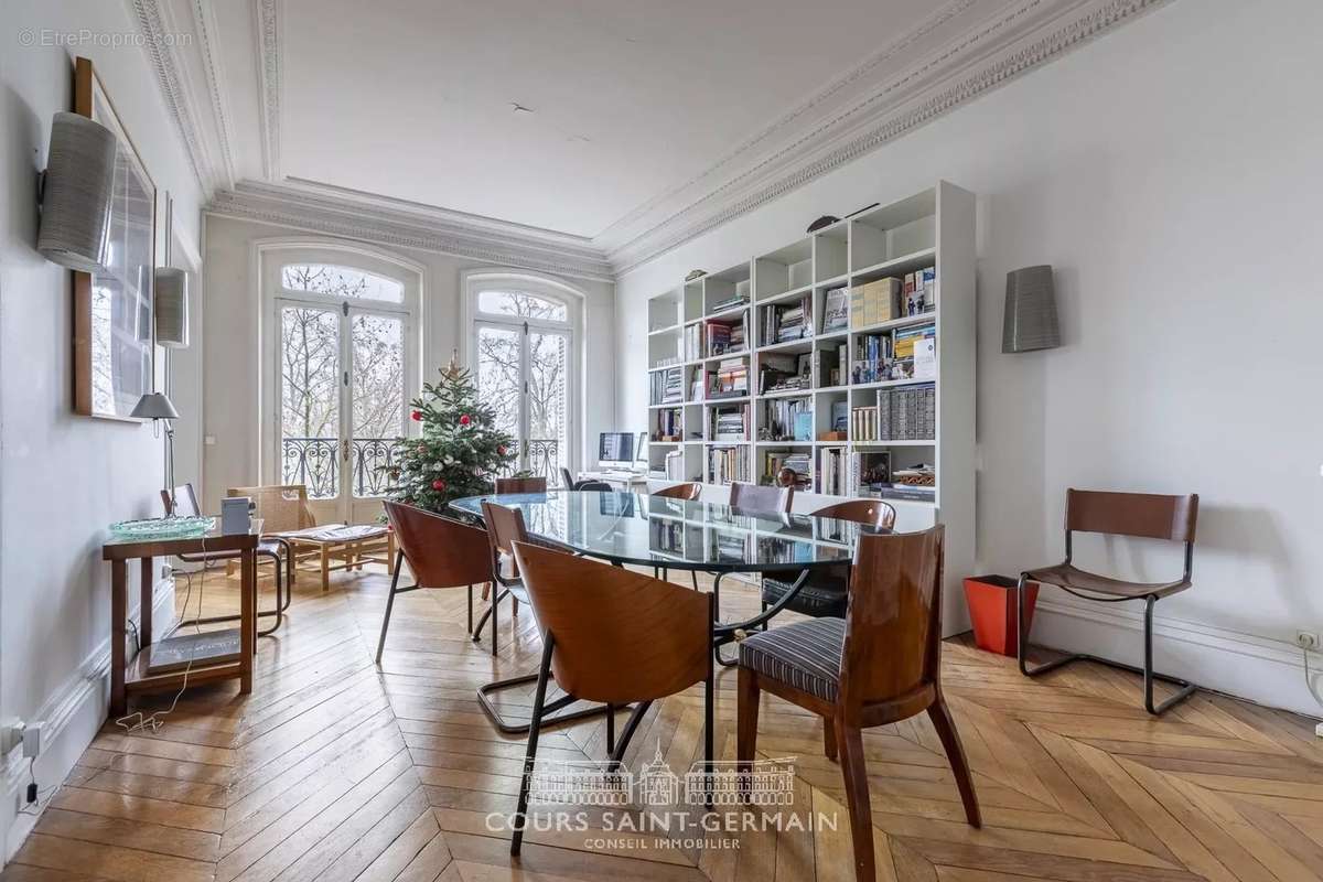 Appartement à PARIS-5E