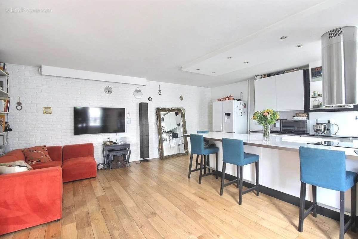 Appartement à BOIS-COLOMBES