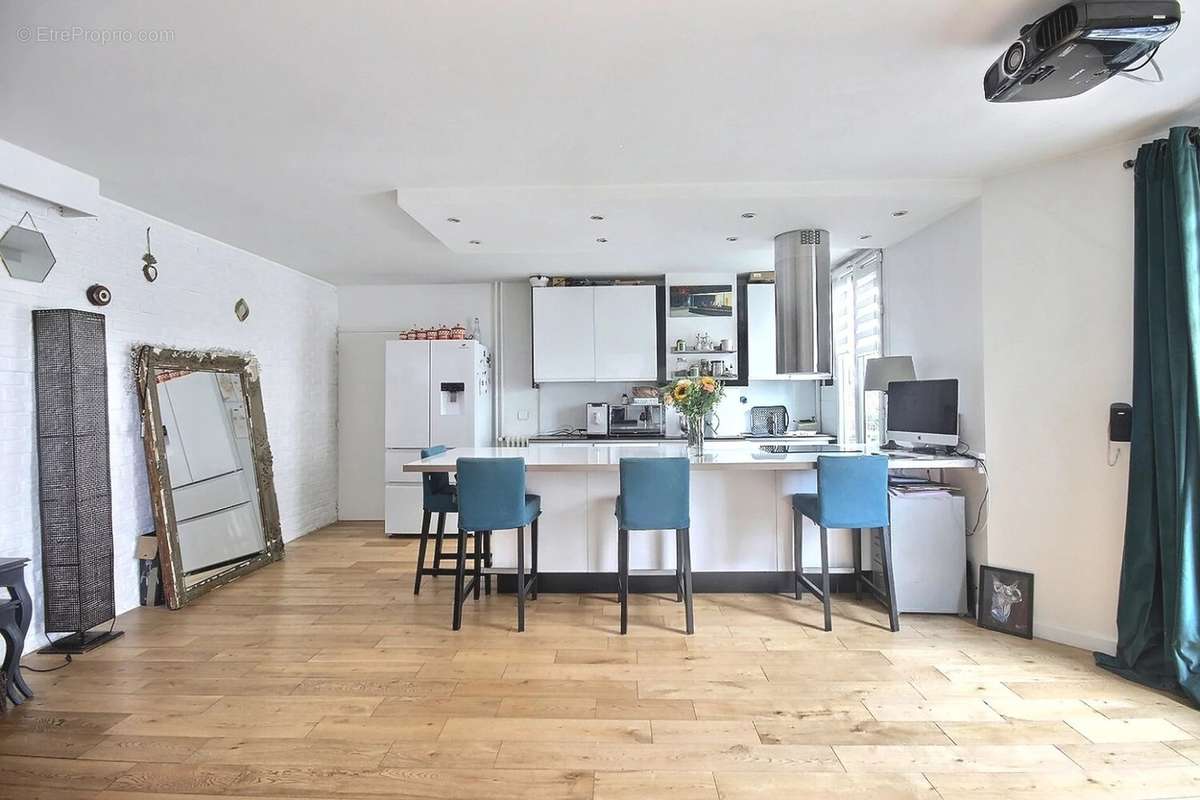 Appartement à BOIS-COLOMBES