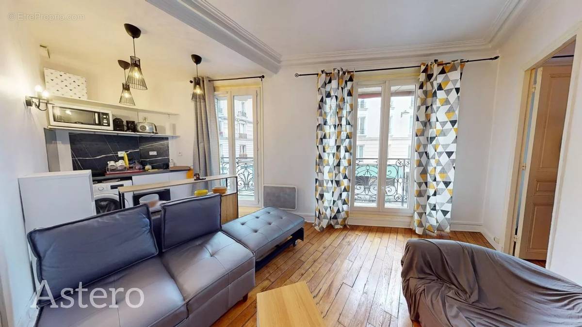 Appartement à PARIS-18E