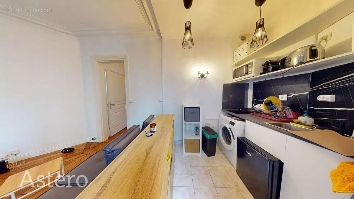 Appartement à PARIS-18E