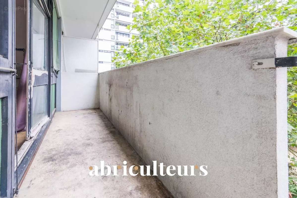 Appartement à PARIS-20E