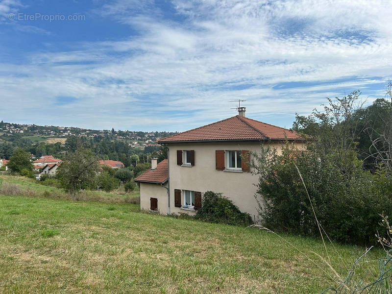 Maison à ESPALY-SAINT-MARCEL