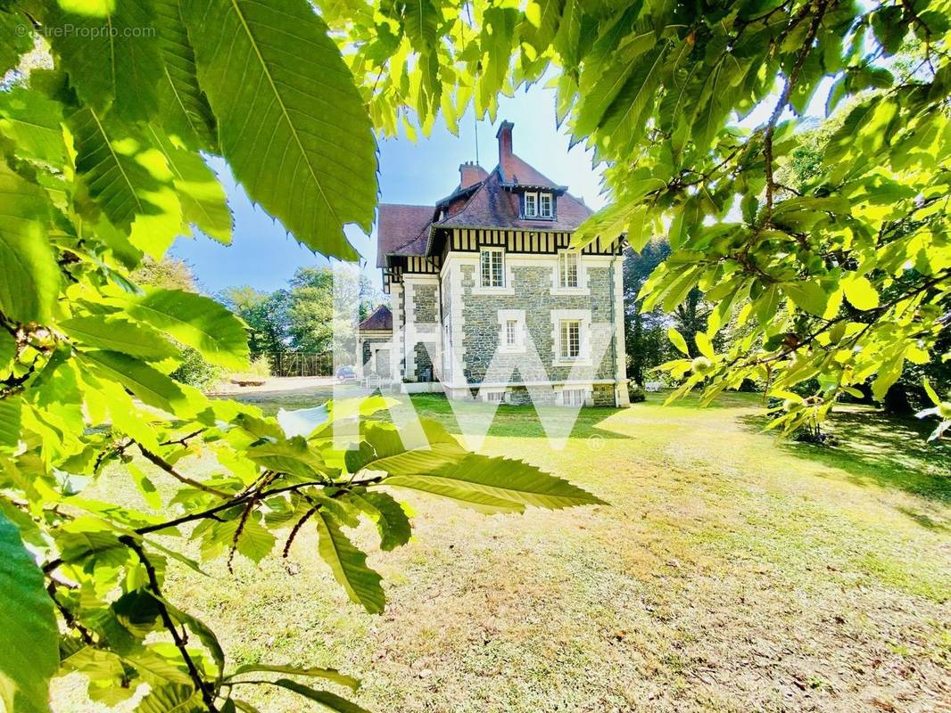 Maison à ORADOUR-SUR-VAYRES