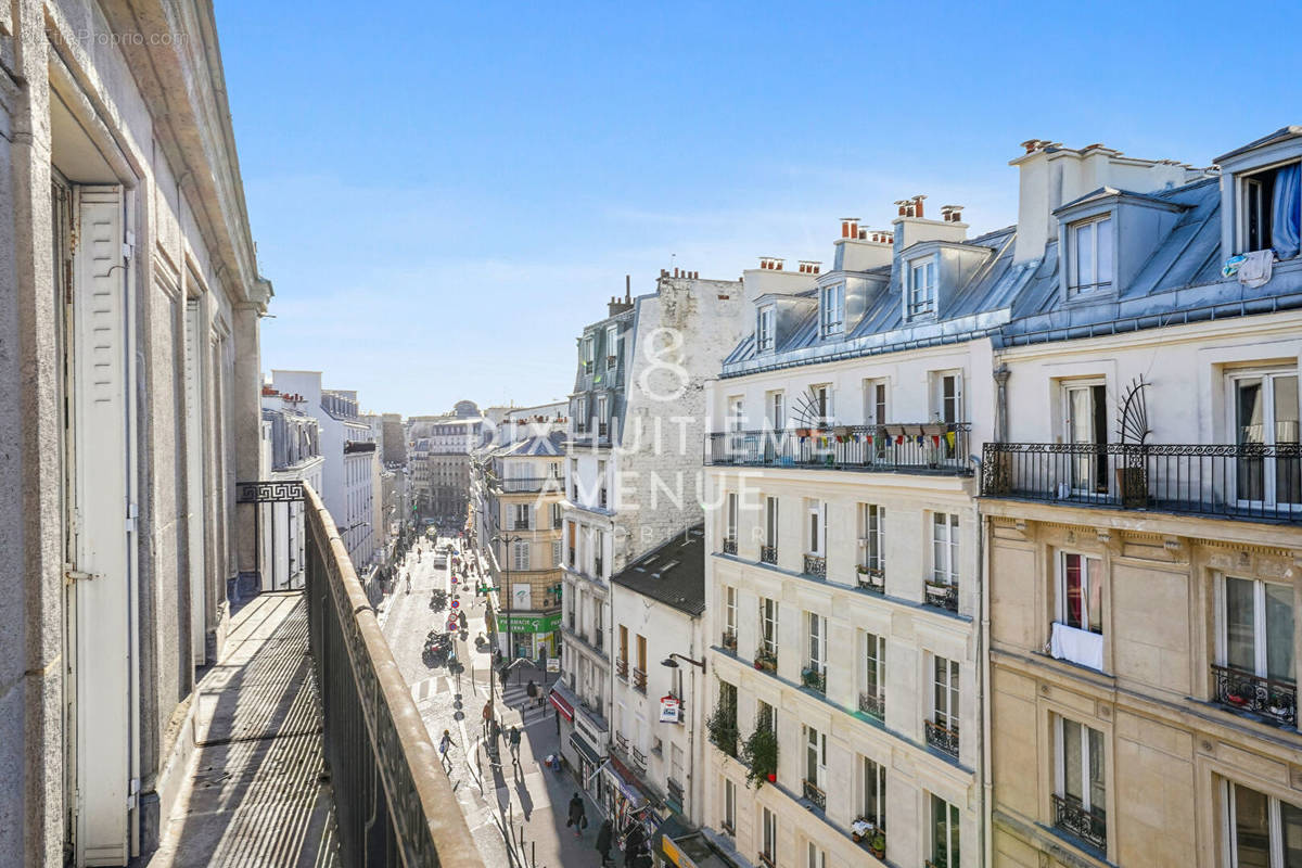 Appartement à PARIS-18E