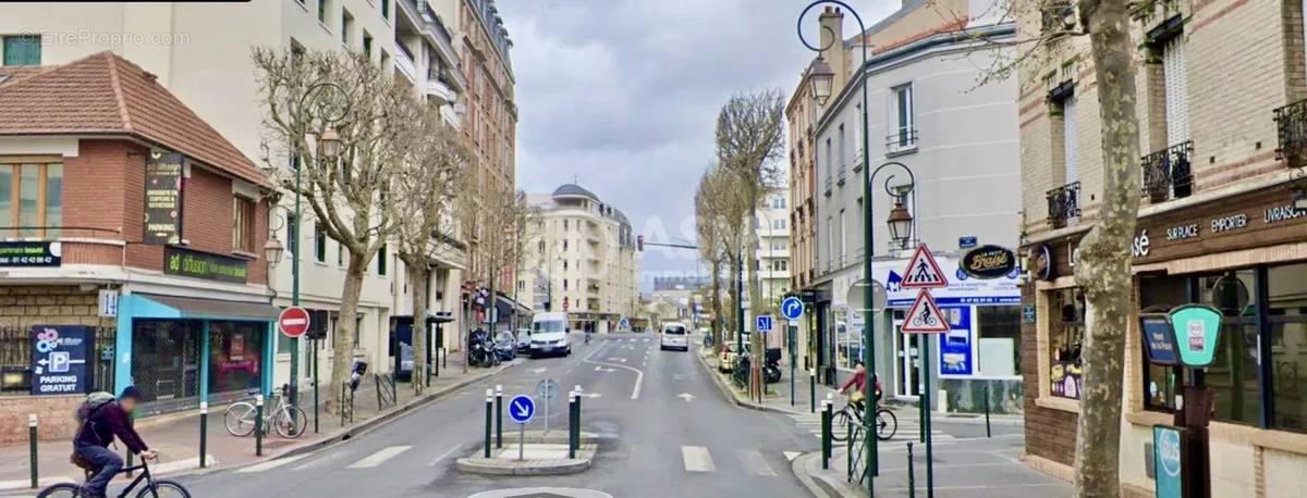 Commerce à LA GARENNE-COLOMBES