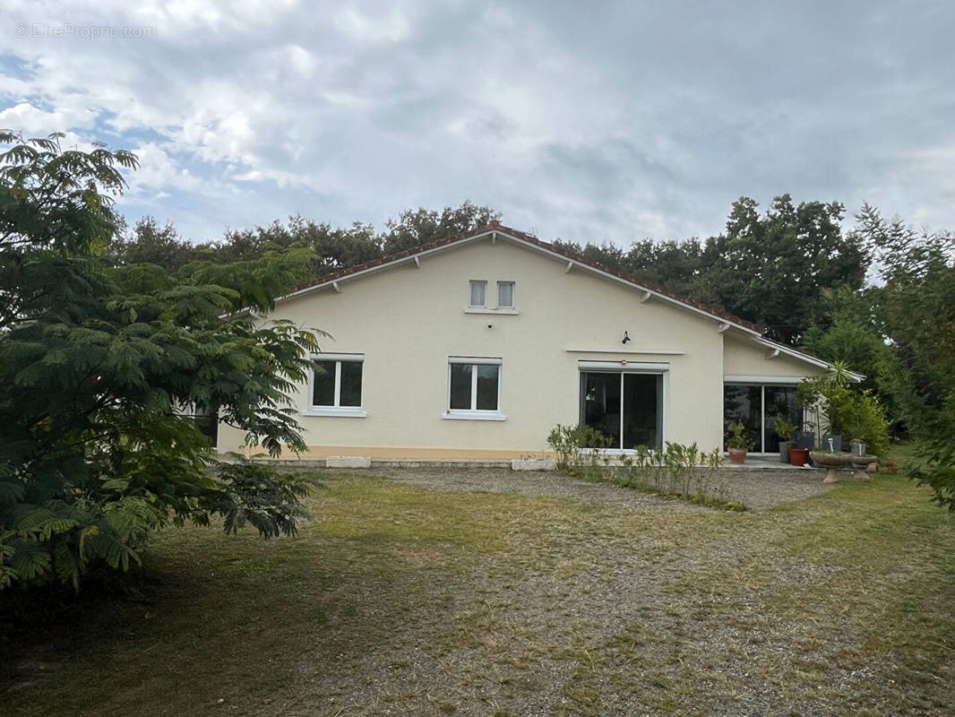 Maison à AIRE-SUR-L&#039;ADOUR