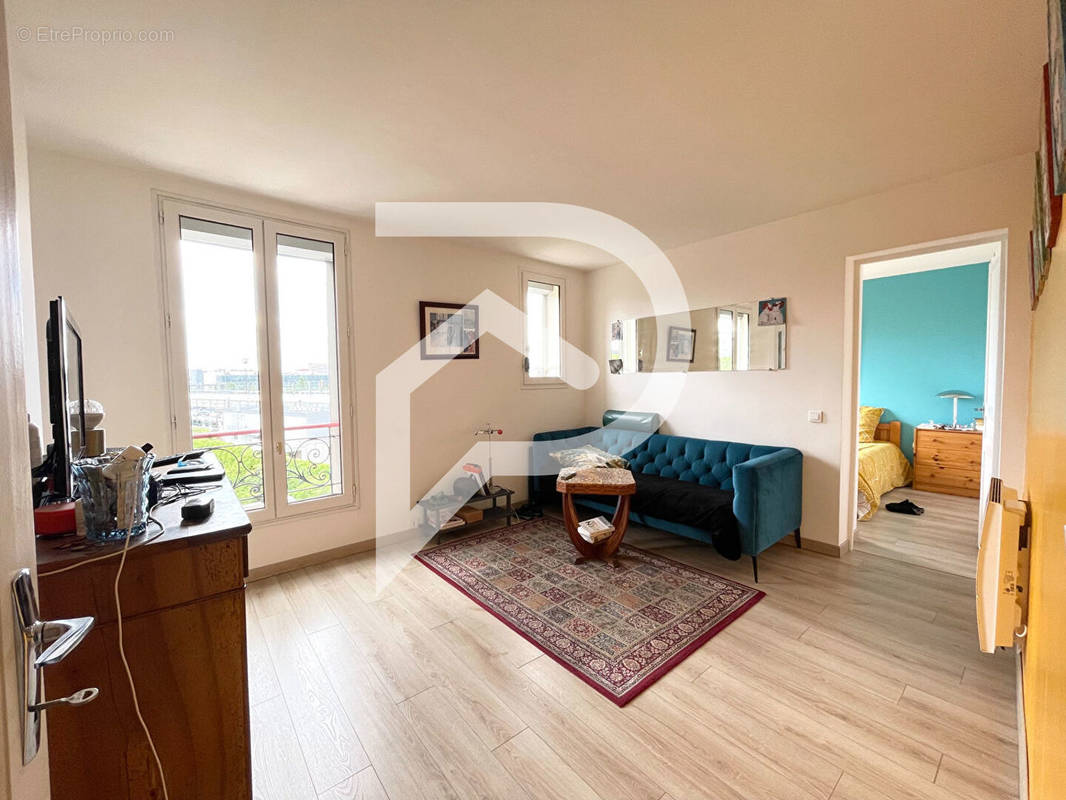 Appartement à CLICHY