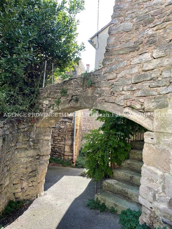 Maison à TAULIGNAN