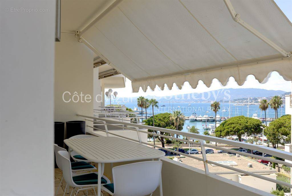 Appartement à CANNES