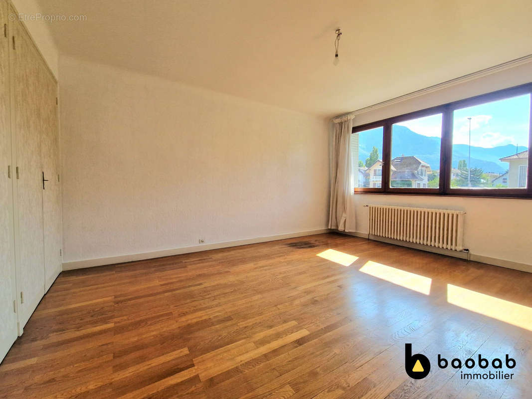 Appartement à ANNECY-LE-VIEUX