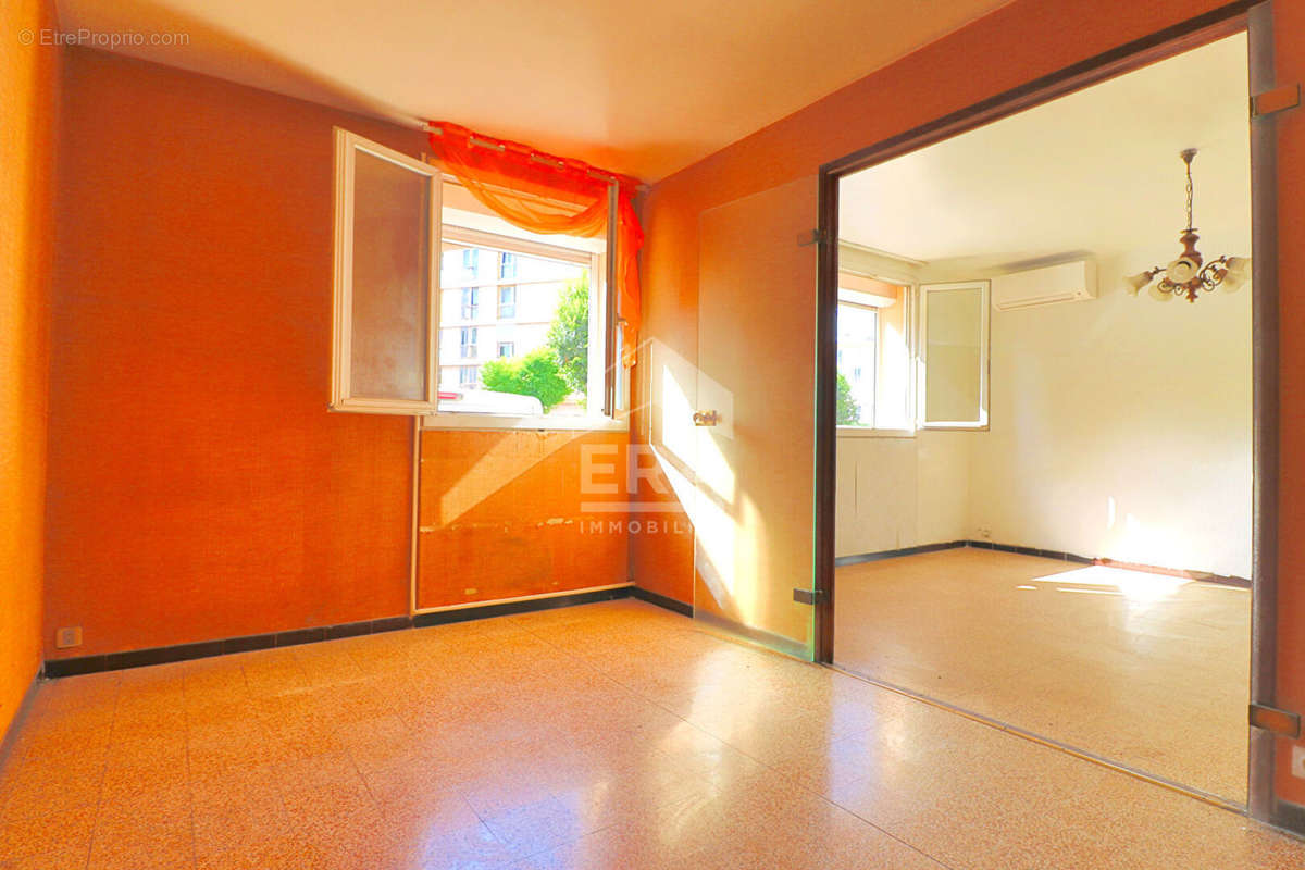 Appartement à MARSEILLE-10E