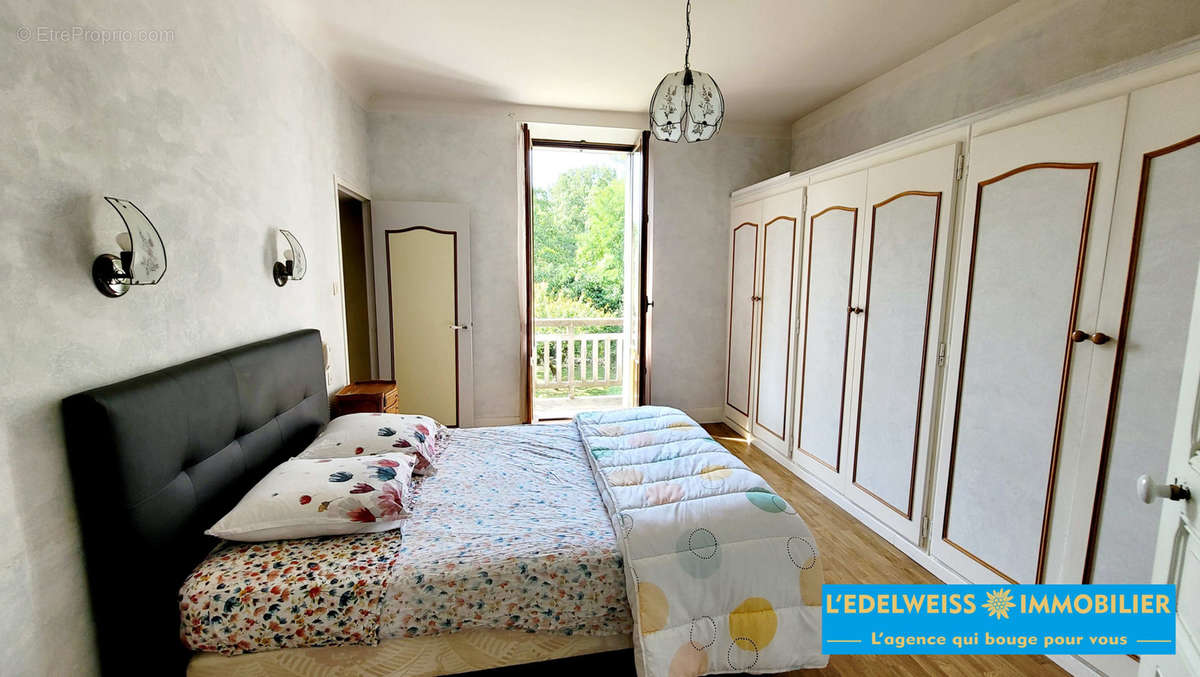 Appartement à GRESY-SUR-AIX