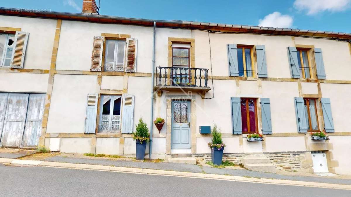 Maison à BUXIERES-LES-MINES