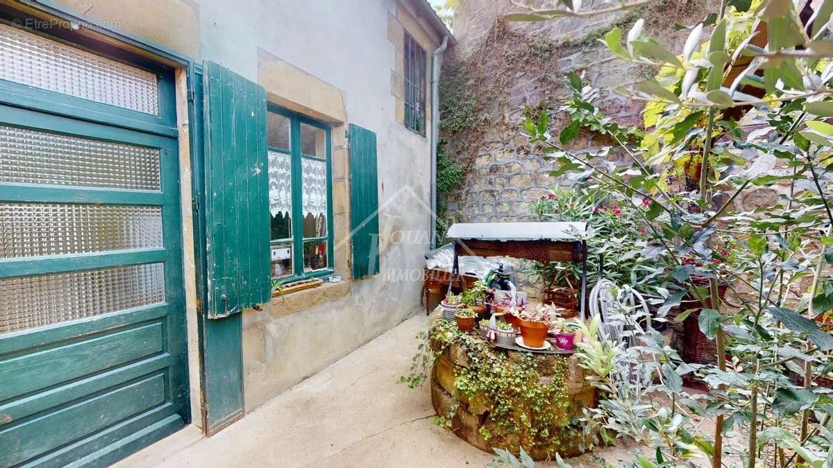 Maison à BUXIERES-LES-MINES