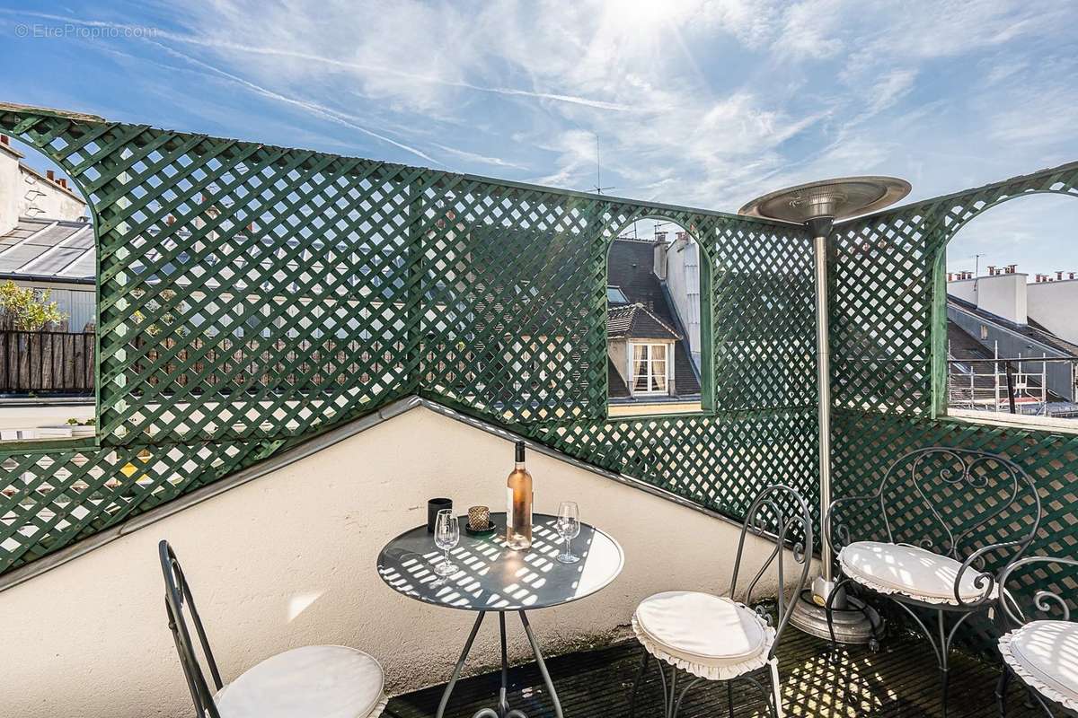 Appartement à PARIS-6E