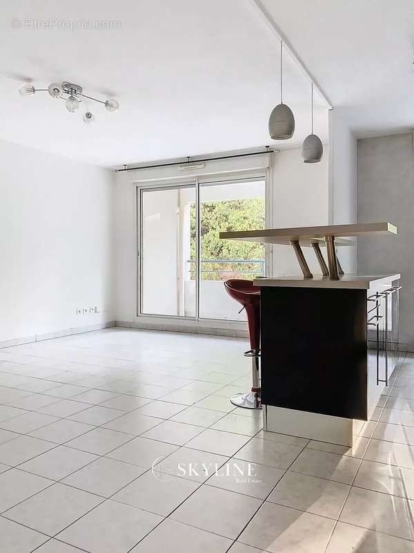 Appartement à MARSEILLE-12E