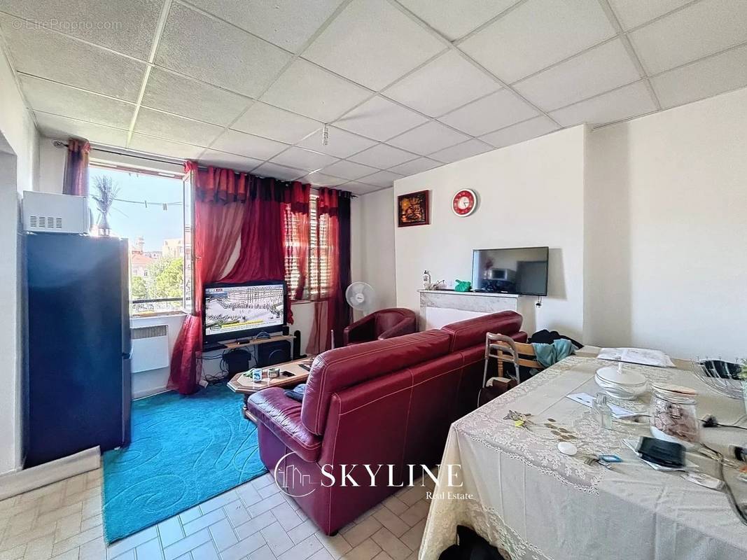 Appartement à MARSEILLE-1E