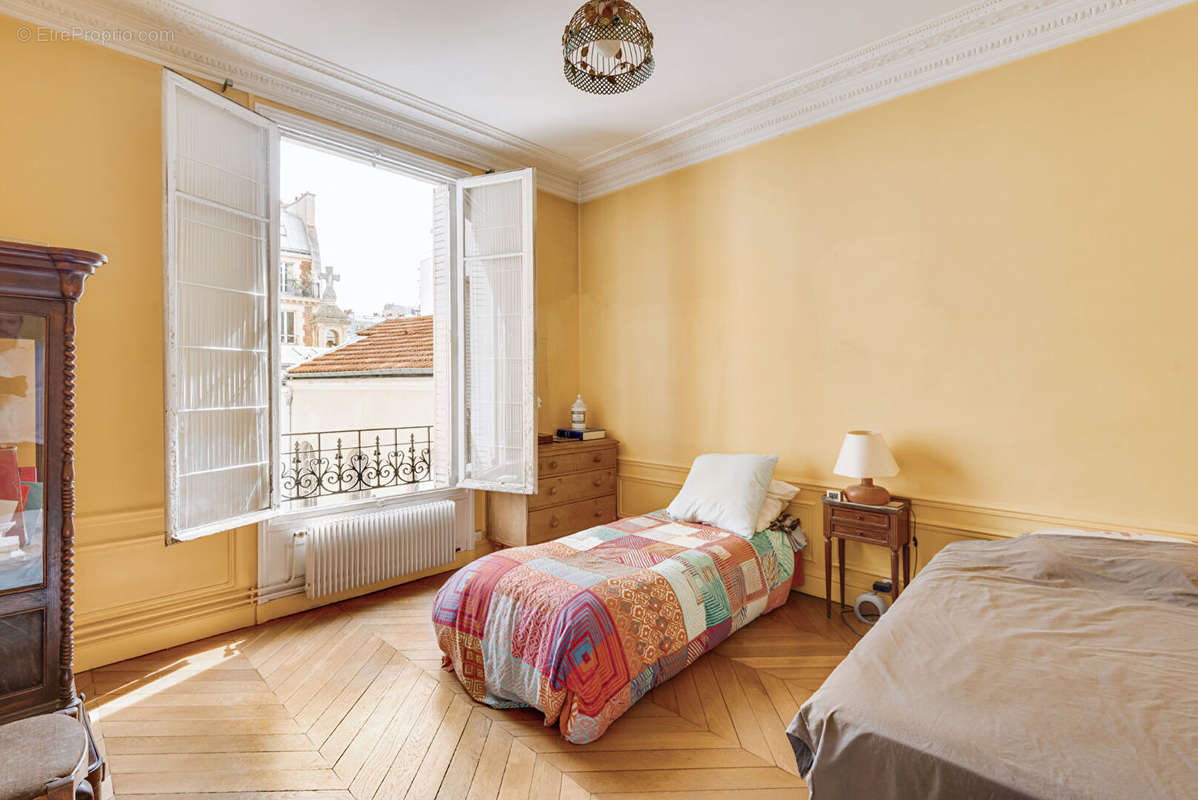 Appartement à PARIS-5E