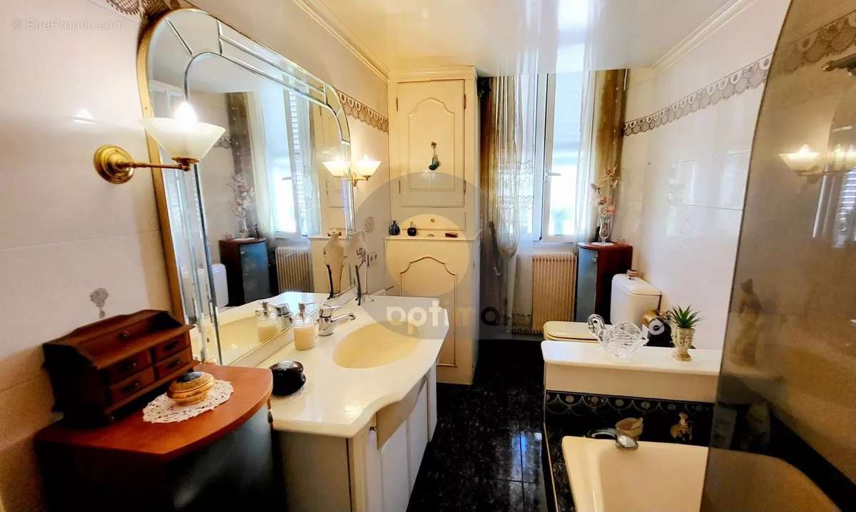 Appartement à MENTON