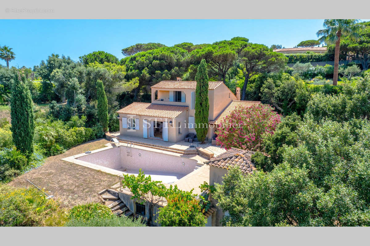 Maison à RAMATUELLE