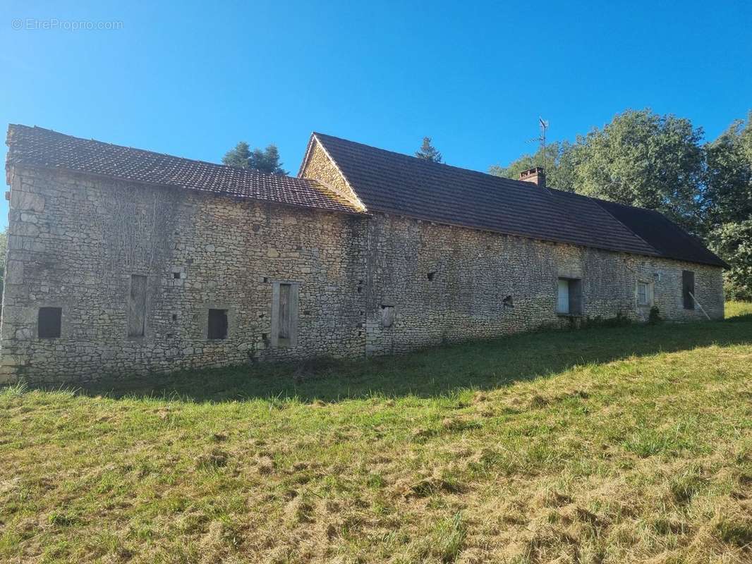 Maison à SAINTE-FOY-DE-LONGAS