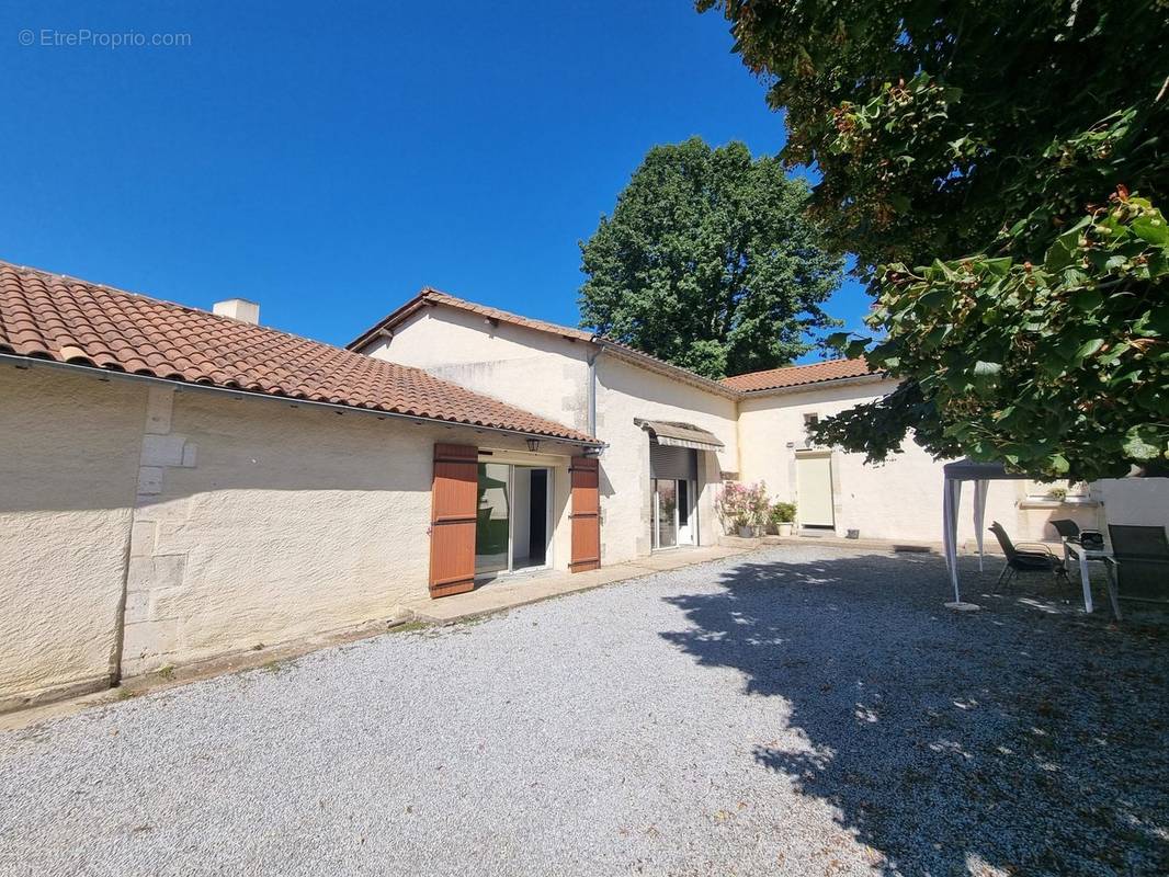 Maison à PERIGUEUX