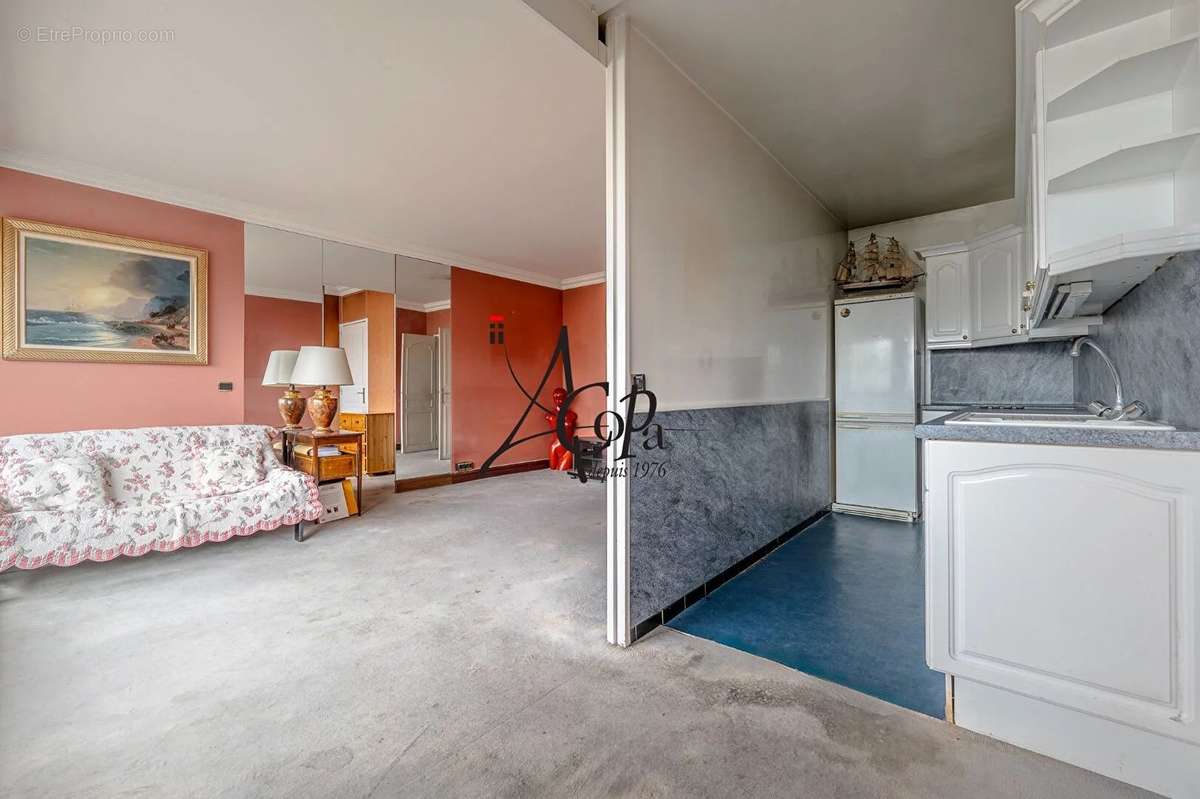 Appartement à PARIS-19E