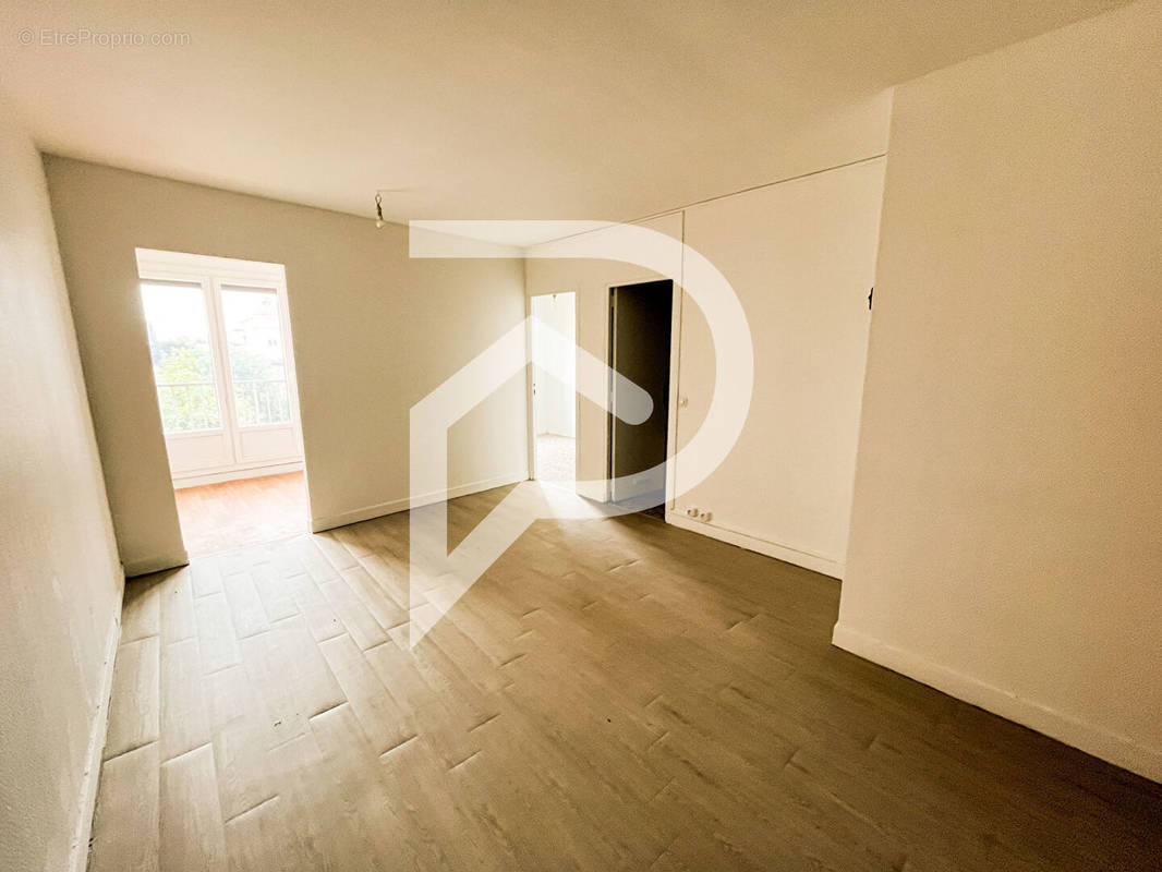 Appartement à COLOMBES