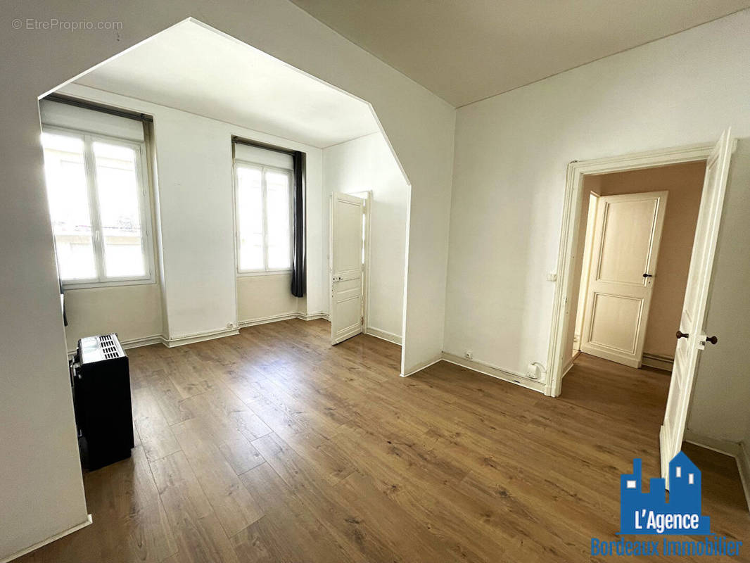 Appartement à BORDEAUX