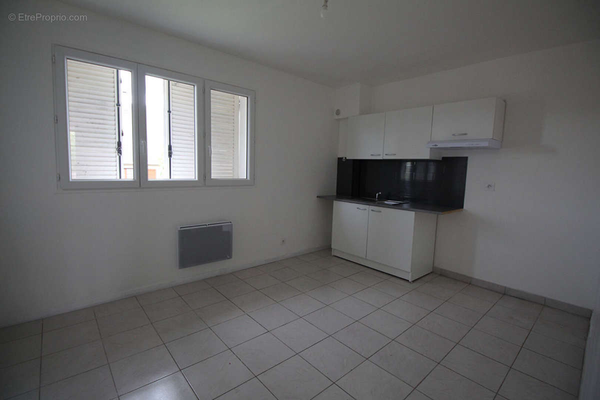 Appartement à VIGNEUX-SUR-SEINE