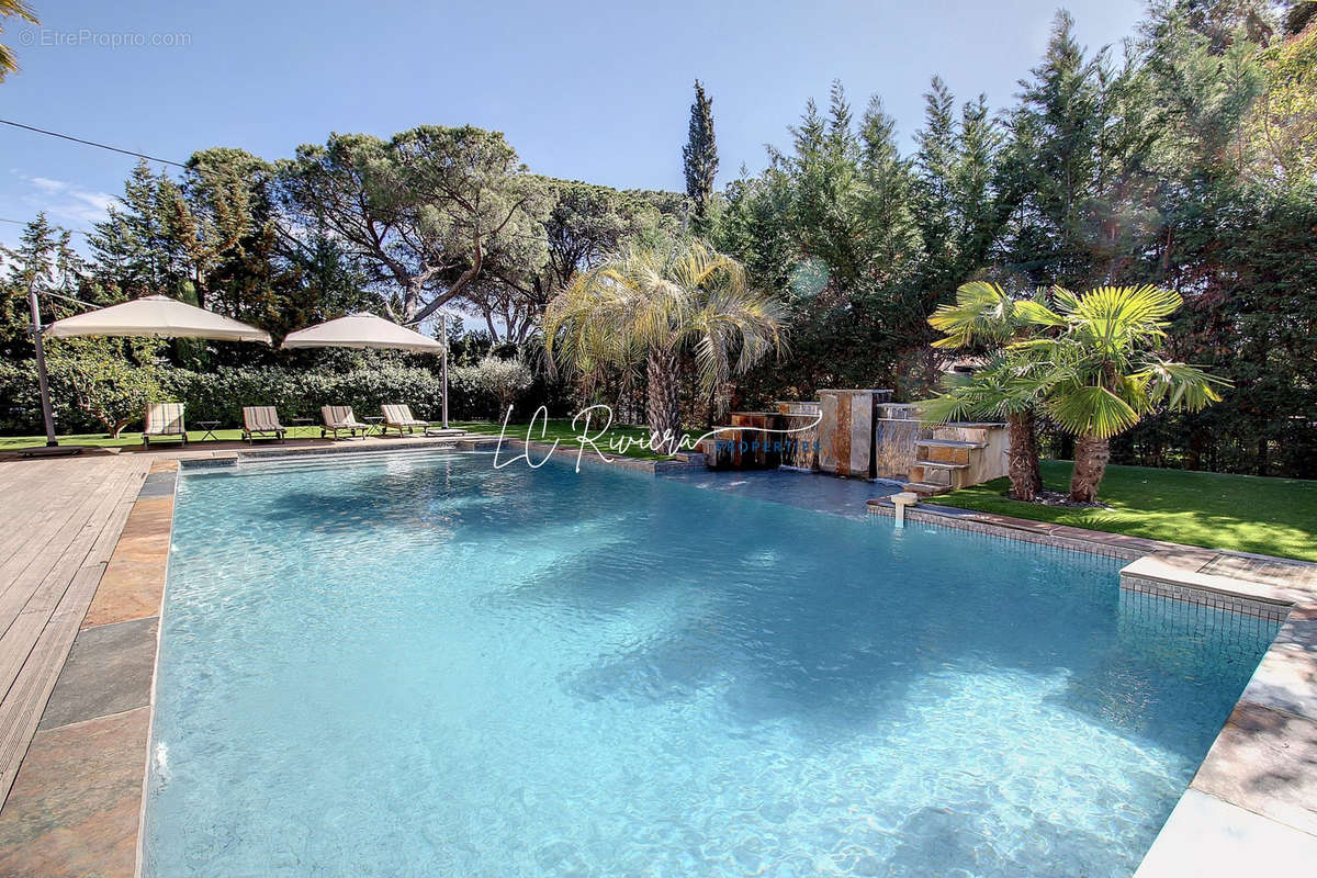 Piscine - Maison à SAINT-RAPHAEL