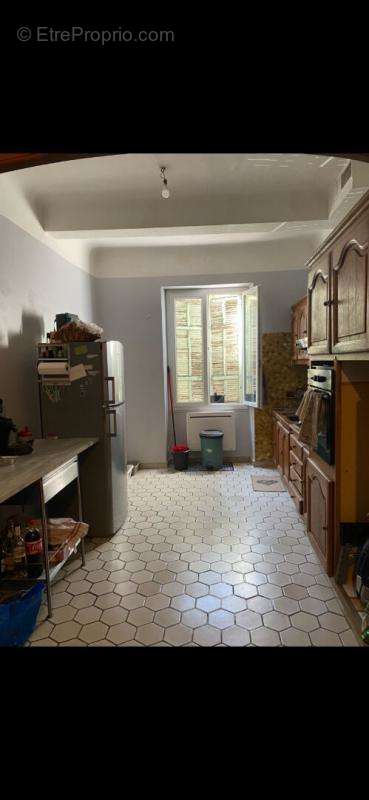 Appartement à SAINT-MAXIMIN-LA-SAINTE-BAUME