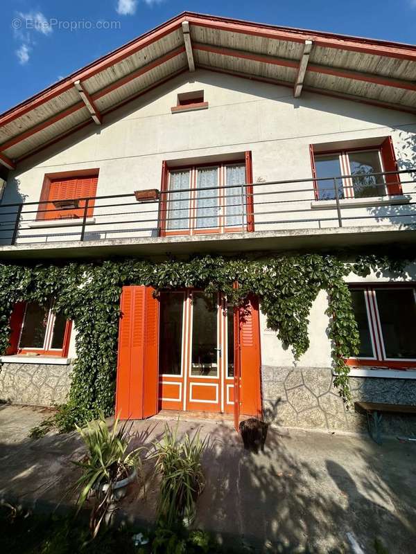 Appartement à BAGNERES-DE-LUCHON