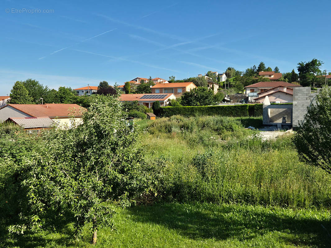 Terrain à PONT-DU-CHATEAU