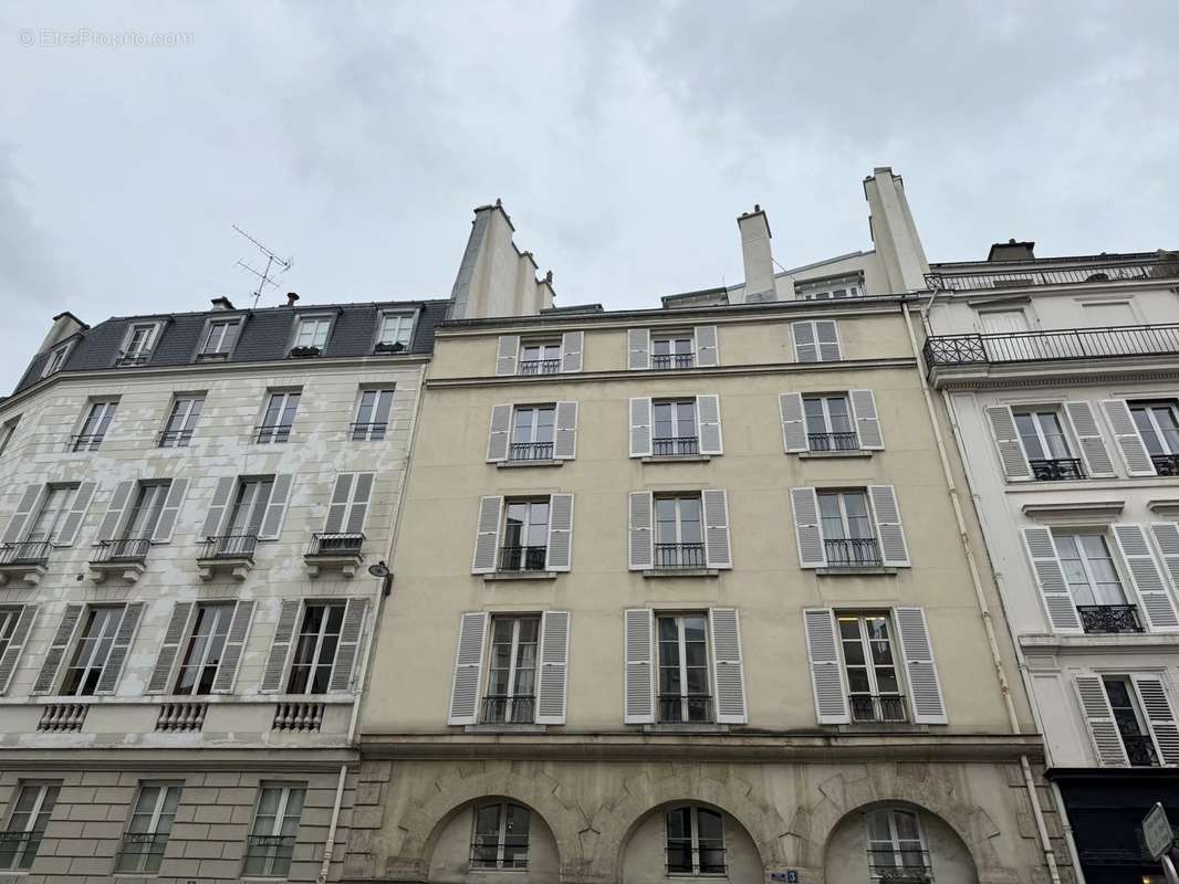 Appartement à PARIS-6E