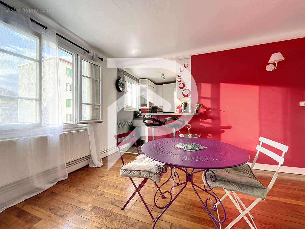 Appartement à RUEIL-MALMAISON