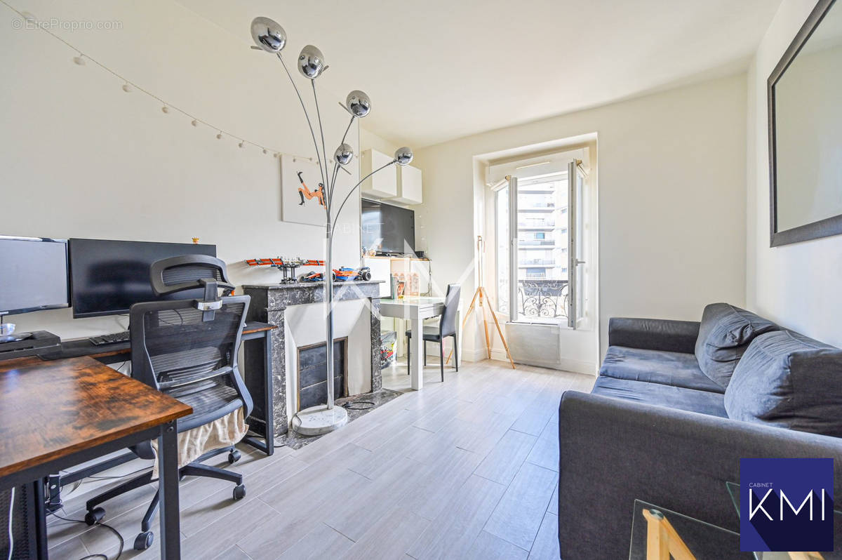 Appartement à PARIS-12E