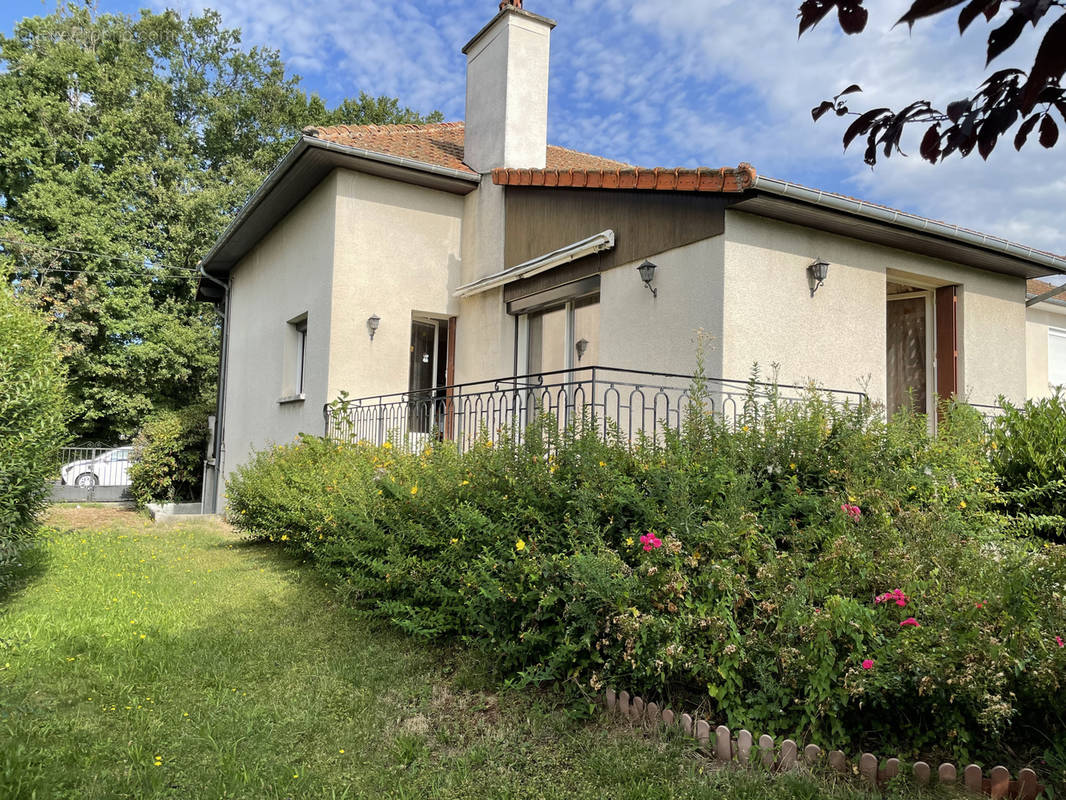 Maison à AURILLAC