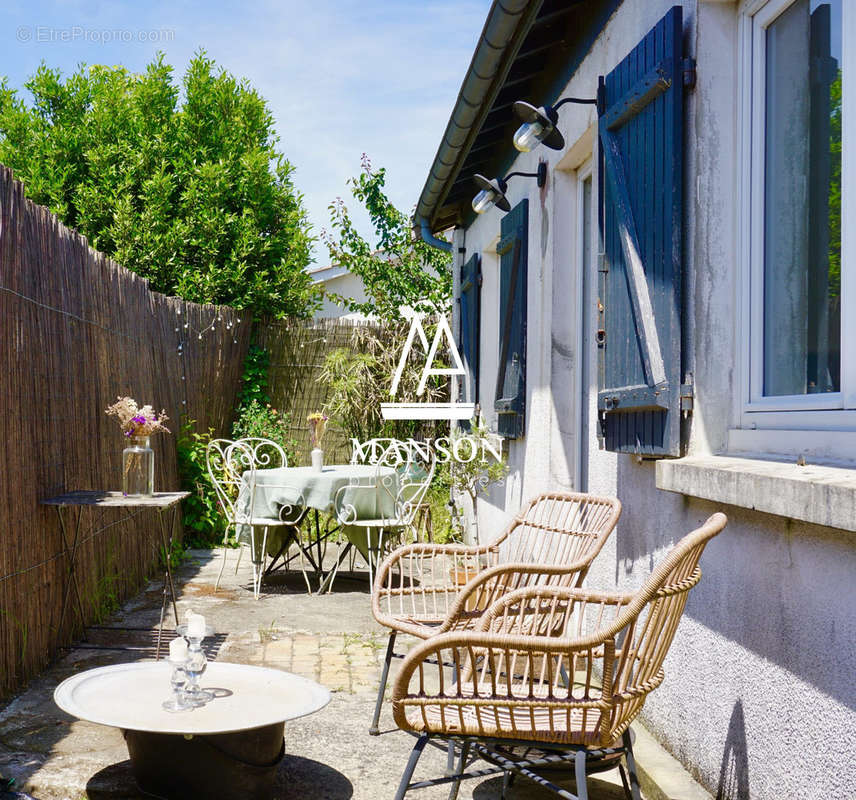 Maison à SAINT-MEDARD-EN-JALLES