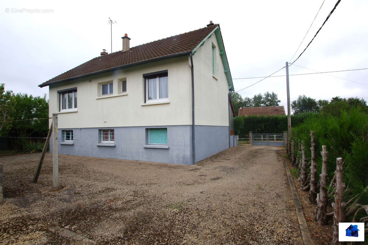 Maison à TRIGUERES