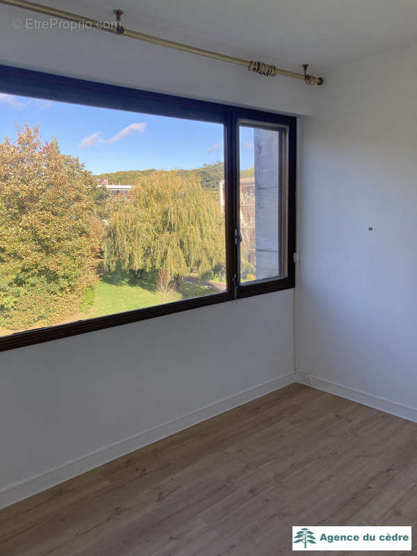 Appartement à NOISY-LE-ROI