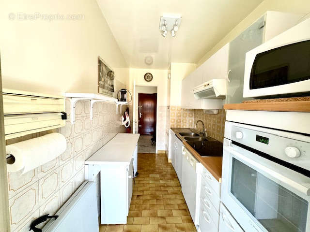 Appartement à VALLAURIS